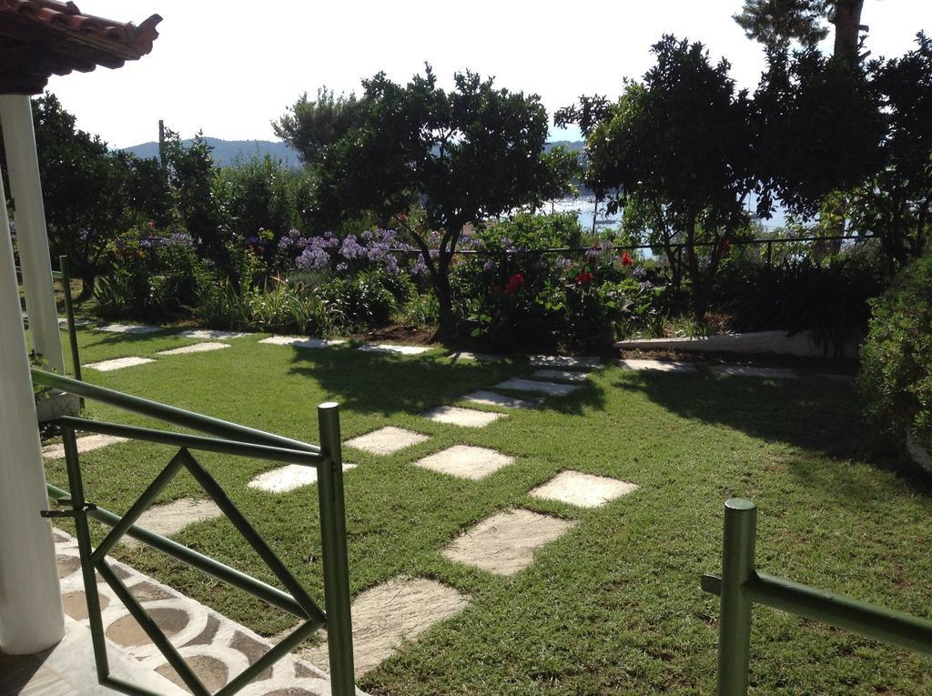 Villa Yiannis (Adults Only) Megali Ammos  Pokoj fotografie